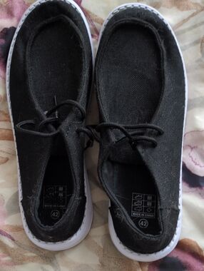 Women's Black Casual Canvas Shoes